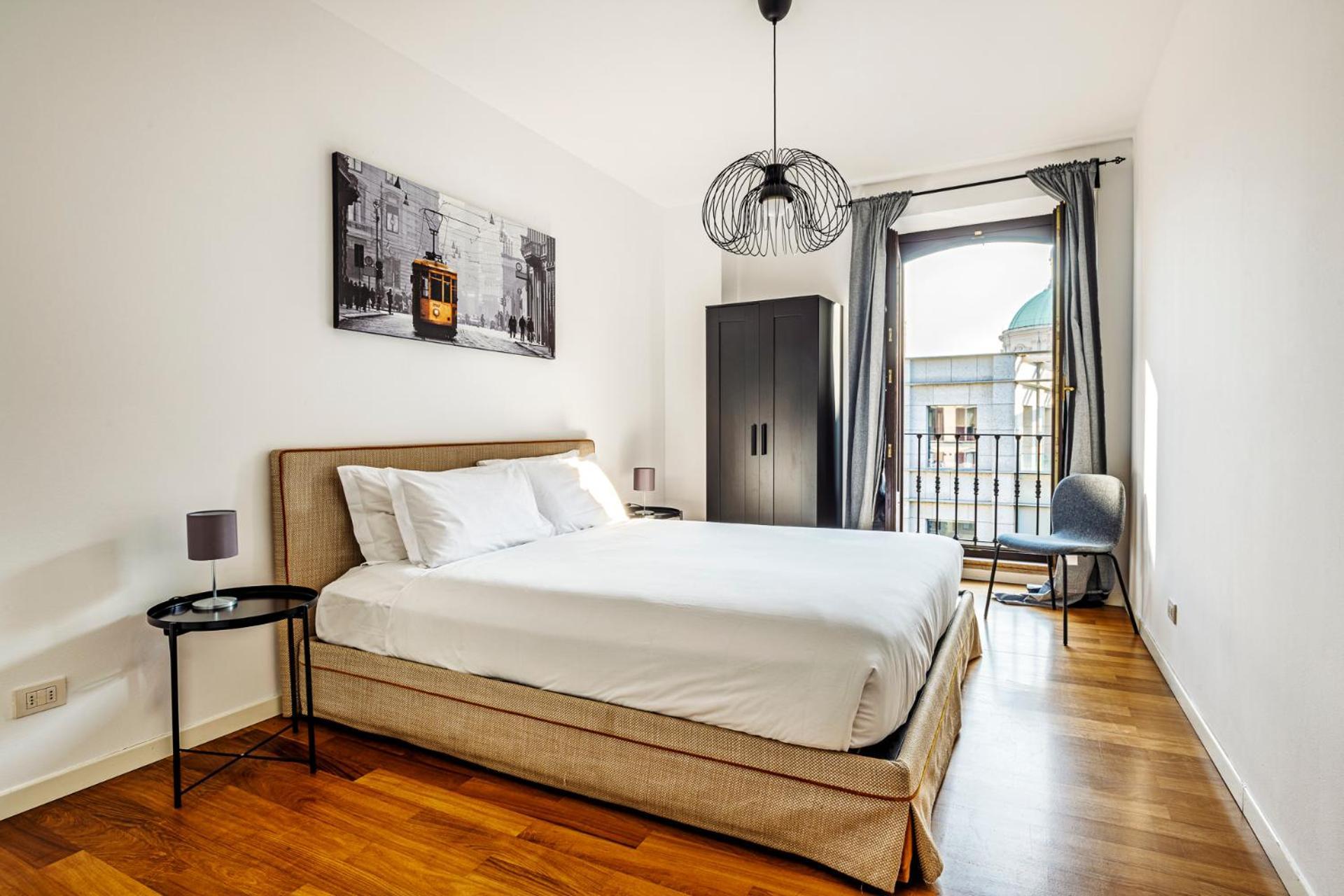 Elegant 2 Bedrooms Apartments Near Duomo Мілан Екстер'єр фото