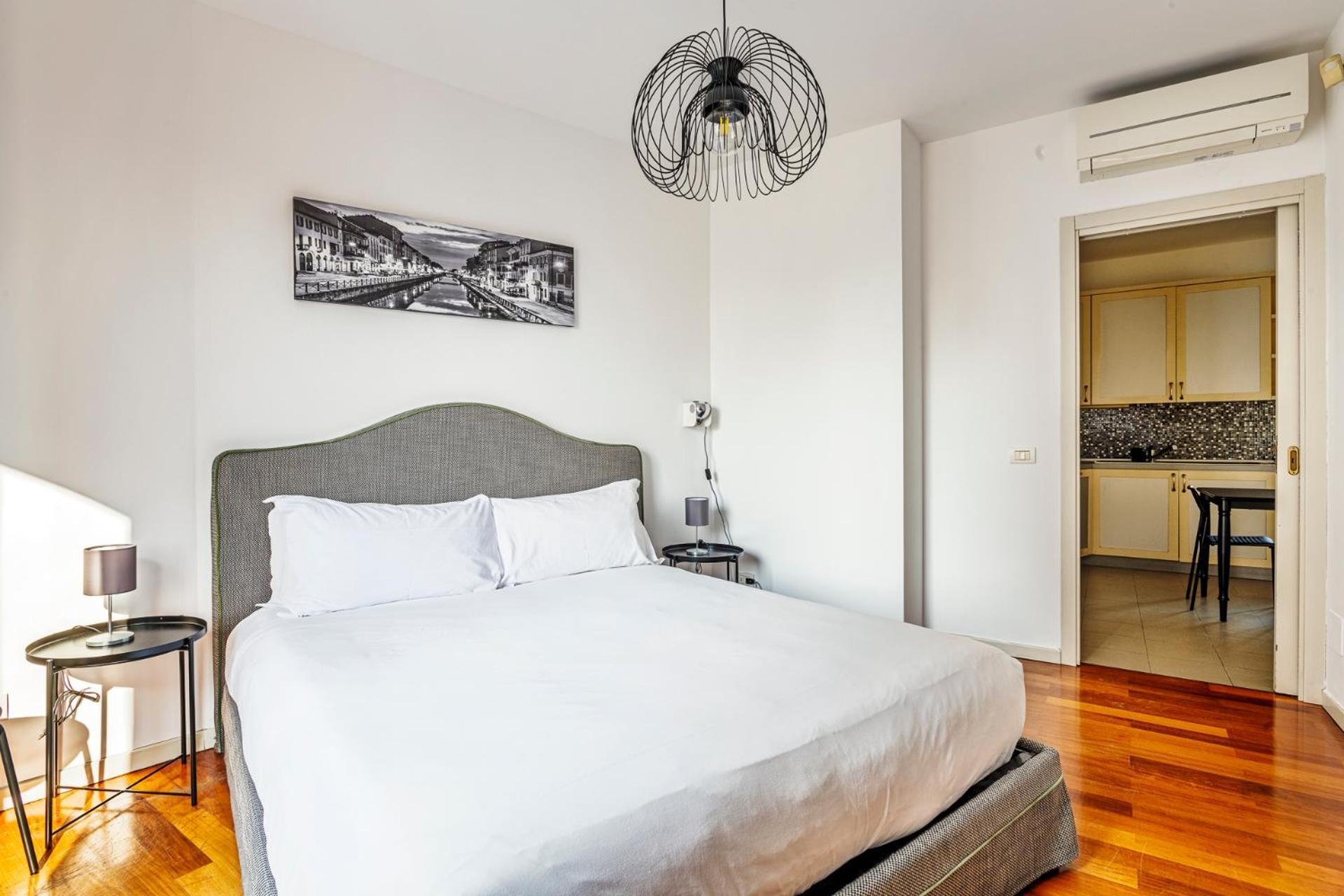 Elegant 2 Bedrooms Apartments Near Duomo Мілан Екстер'єр фото