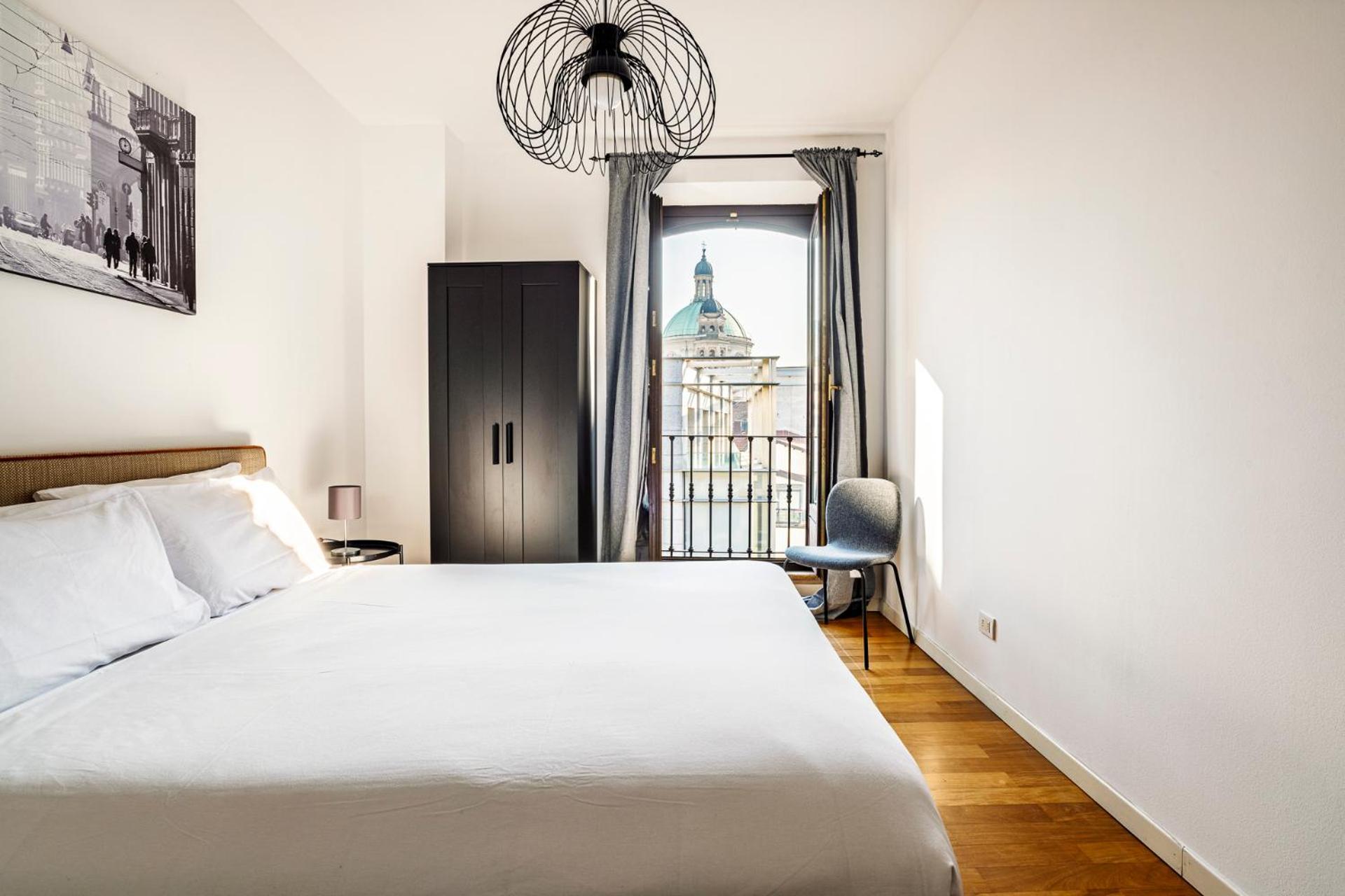 Elegant 2 Bedrooms Apartments Near Duomo Мілан Екстер'єр фото