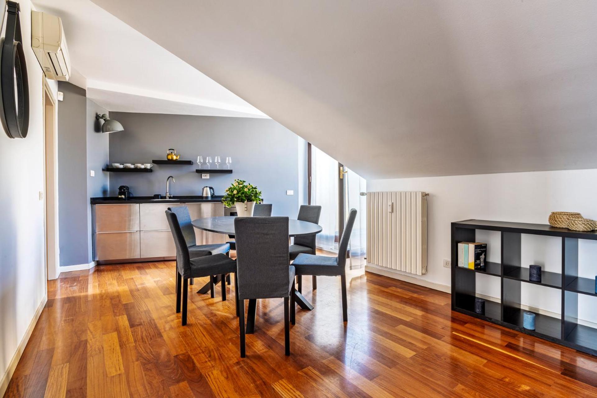 Elegant 2 Bedrooms Apartments Near Duomo Мілан Екстер'єр фото