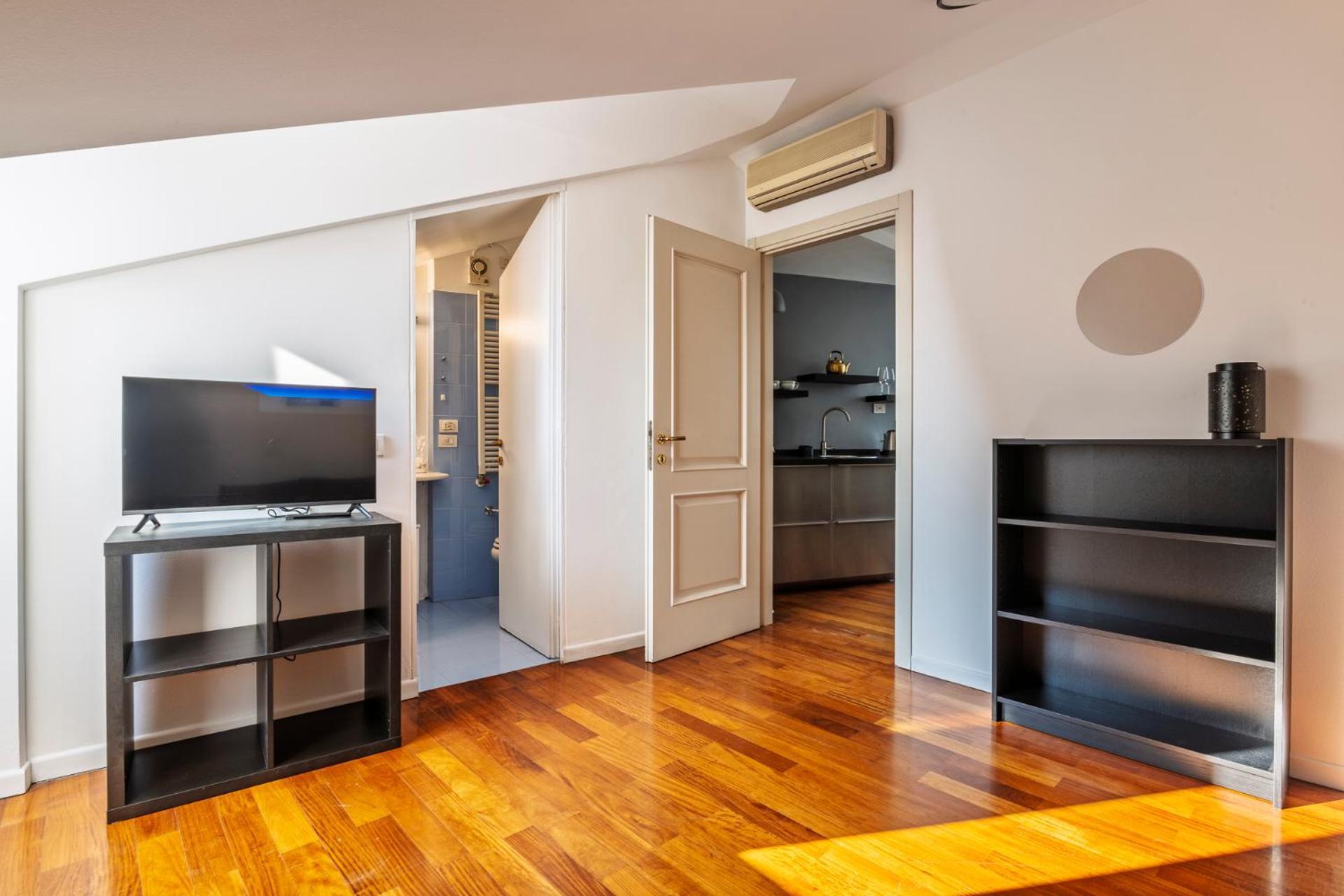 Elegant 2 Bedrooms Apartments Near Duomo Мілан Екстер'єр фото